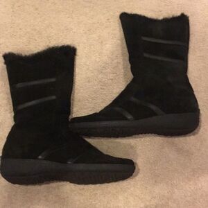 Aquatalia Weatherproof Faux Fur Black Winter Boots - Size 8